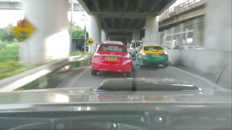Time-lapse-video-Traffic-in-a-car