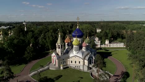 Tempel-der-Fürst-Igor-von-Chernigov-in-Peredelkino-Antenne