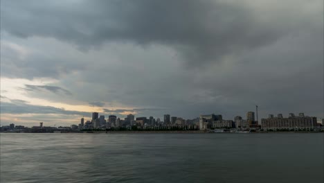 Montreal-Stadt-Skyline-Zeitraffer-am-Sommerabend,-Zeitraffer.