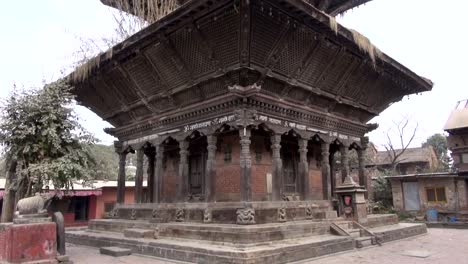 Historische-verlassenen-Architektur-in-Katmandu-(Nepal)