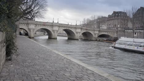 VISTA-DE-PARÍS-durante-el-invierno.