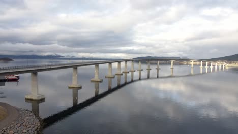 Tresfjordbrua-Bridge