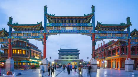 Vídeo-de-lapso-de-tiempo-de-la-puerta-de-Zhengyang,-calle-de-Qianmen-en-Beijing,-China-4k-Timelapse