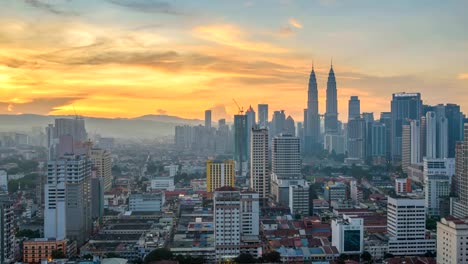 Kuala-Lumpur-city-skyline-sunrise-timelapse,-lapso-de-tiempo-de-4K-de-Malasia