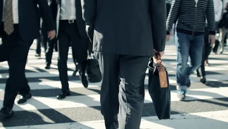 Japanese-businessman-going-to-work-in-the-morning