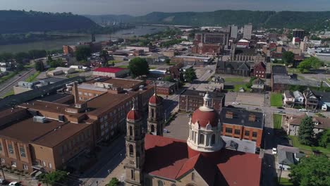 Alta-antena-adelante-establecer-toma-de-Steubenville-Ohio