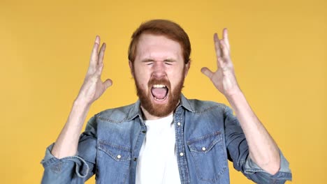 Screaming-Angry-Redhead-Man-Isolated-on-Yellow-Background