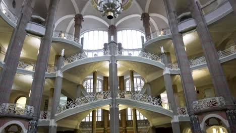 City-Courthouse-Landgericht-building-interior-in-Berlin