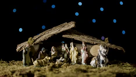 Christmas-lights-and-nativity-set