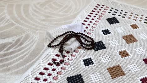 to-pray-in-a-Muslim-house-of-prayer-and-praise,-prayer-rugs-and-prayer-beads-for-Islam-and-prayer