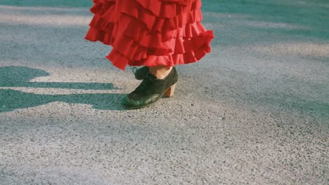 Flamenco-Women-Dancer-With-A-Pianist