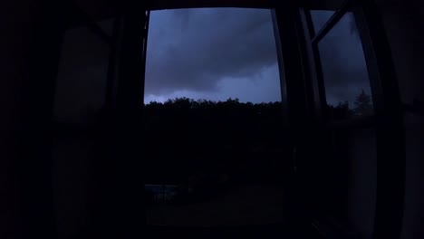 Gewitter-Zeit-Zeitraffer-Aufnahmen-vom-Schlafzimmerfenster
