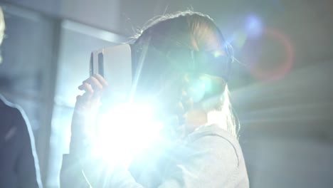 Girl-Trying-VR-Glasses