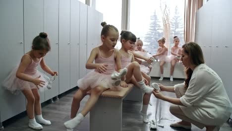 Girls-Getting-Dressed-for-Ballet-Class