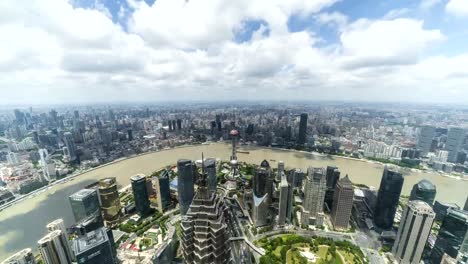 4K-Zeitraffer-der-Skyline-von-Shanghai-und-Stadtbild-mit-Taifun-Himmel