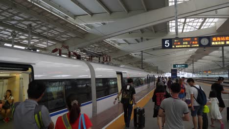 zhuhai-city-train-station-crowded-platform-slow-motion-panorama-4k-china