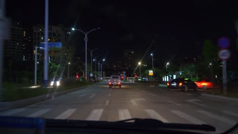 Nacht-beleuchtet-Zhuhai-Verkehr-Straße-Straße-Reise-vorderen-Pov-Panorama-4k-china