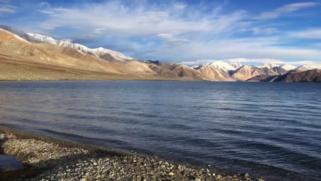 Landschaft-Pangong-Lake,-Leh-Ladakh,-Indien