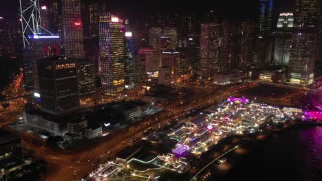 Imágenes-de-vista-aérea-de-4K-de-Hong-Kong-escenas-de-noche-hermosa-en-el-Distrito-Central-de