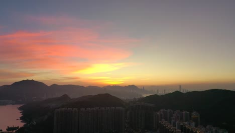 Luftaufnahme-des-Hong-Kong-Stadtbild-im-Sonnenuntergang.