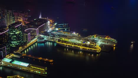 Nacht-Licht-Grachtenfahrt-dock-4-k-Zeitraffer-von-Hongkong-bay