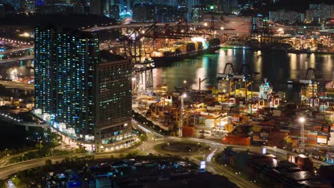 Nacht-wenig-Verkehr-Hafen-legen-4-k-Zeitraffer-von-Hong-Kong-city