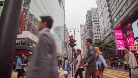 Menschen-Zebrastreifen-Zeitraffer-in-HK-Straße