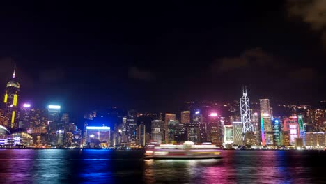 Skyline-de-la-ciudad-de-Hong-Kong,-ve-desde-el-puerto-de-Victoria