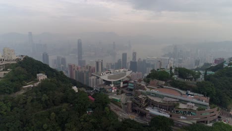 China-trübe-Sonnenaufgang-Hongkong-berühmte-Gipfel-Turm-Bucht-Luftbild-Panorama-4k