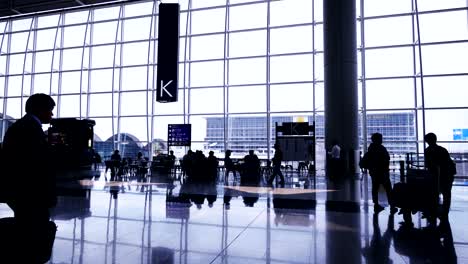 Flughafen-hall.