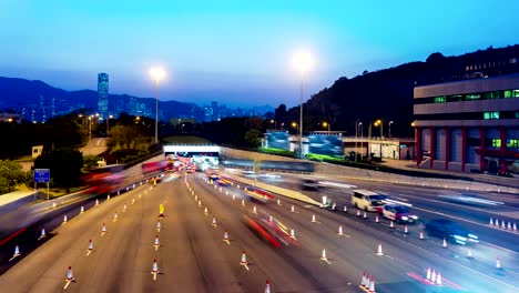 Sunset-Busy-Traffic-Going-Into-Tunnel.-4k-Tight-Still-Shot.