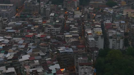 noche-de-Macao-de-China-viven-panorama-de-paisaje-urbano-bloque-azotea-4k