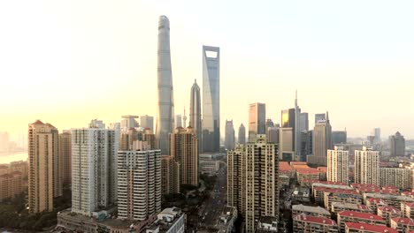 Tag-zur-Nacht-Zeitraffer-der-Skyline-von-Shanghai-und-Stadtbild