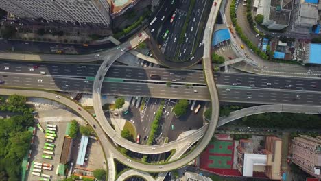 China-día-tiempo-guangzhou-paisaje-famoso-tráfico-carretera-ensambladura-superior-vista-aérea-4k