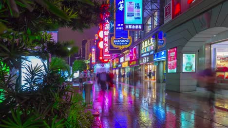 Shanghai-peatonal-nanjing-carretera-concurrida-noche-4k-timelapse-china