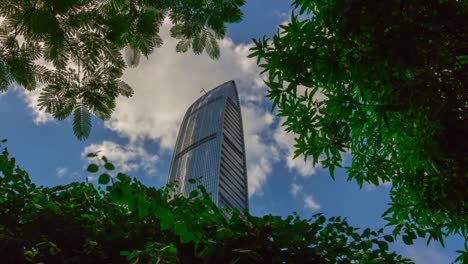 sonnigen-Tag-Stadt-Shenzhen-berühmte-Gebäude-Top-Panorama-4k-Zeitraffer-china