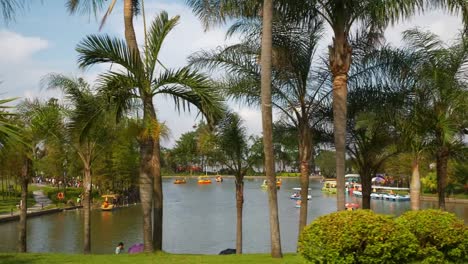 día-soleado-zhuhai-ciudad-famoso-Parque-Lago-orilla-panorama-4k-china