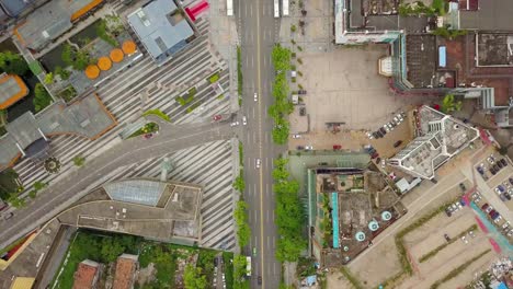 Zhuhai-ciudad-tráfico-construcción-calle-panorama-aéreo-4k-china