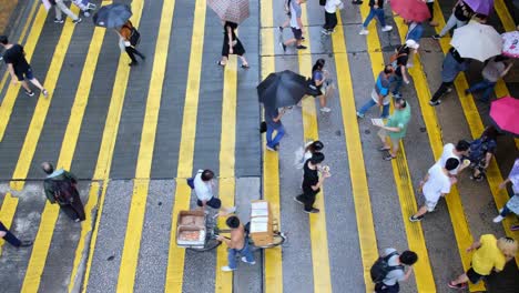 People-crossing-the-road