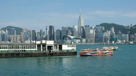 Puerto-de-Victoria-y-el-Skyline-de-la-isla-de-Hong-Kong