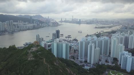 Imágenes-de-Drone-de-Kuala-Kwan-O-City,-Hong-Kong