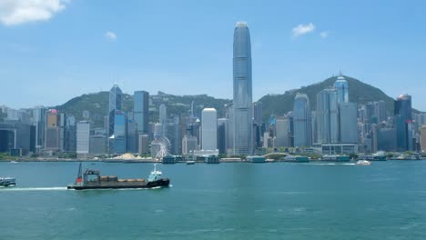 Puerto-de-Victoria-y-el-Skyline-de-la-isla-de-Hong-Kong