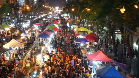 Night-market-in-Bangkok