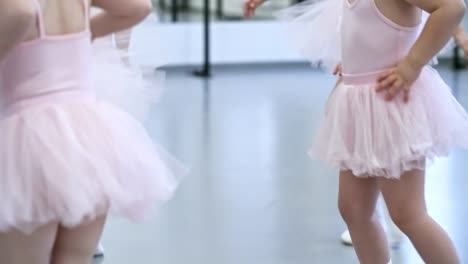 Jumping-and-Spinning-in-Ballet-Class