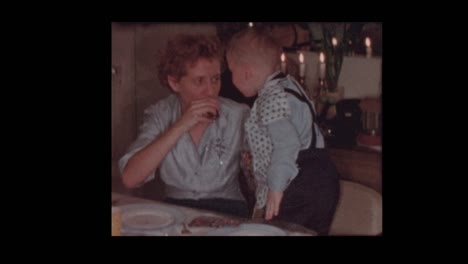 Jüdischen-Familie-1956-am-Pessach-seder