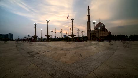 Atardecer-en-Putrajaya-mezquita.