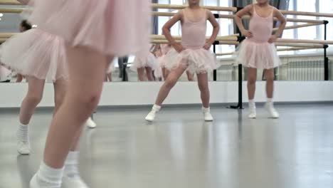 Girls-Jumping-in-Ballet-Class