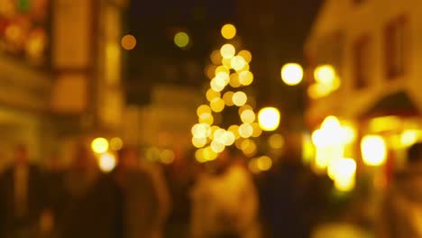 Mercado-de-Navidad-mercado-impresiones---Defocused-tiro-una-Navidad-hermosa-de-noche