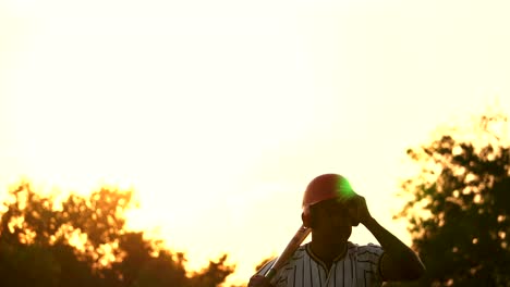 A-baseball-player-and-light-of-the-sunset