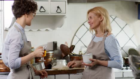 Two-Women-in-Kitchen